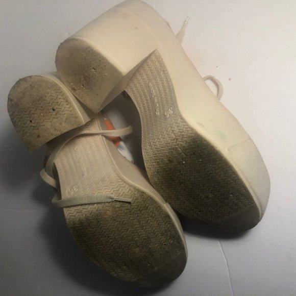 Shelly’s London Spring booties - Picture 3 of 7